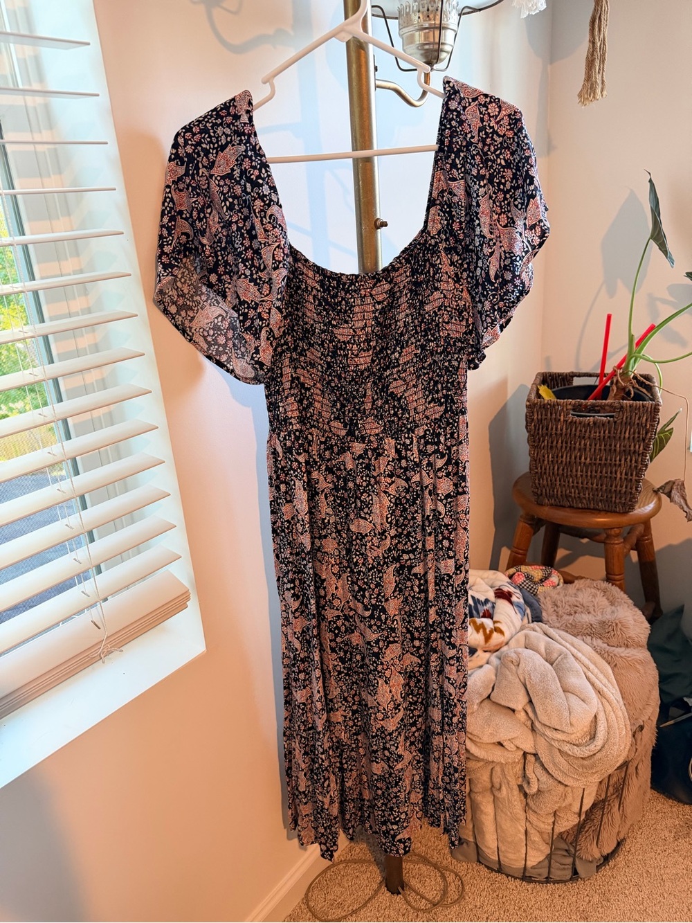 Luna Chix Paisley Midi Dress - Pink on Navy